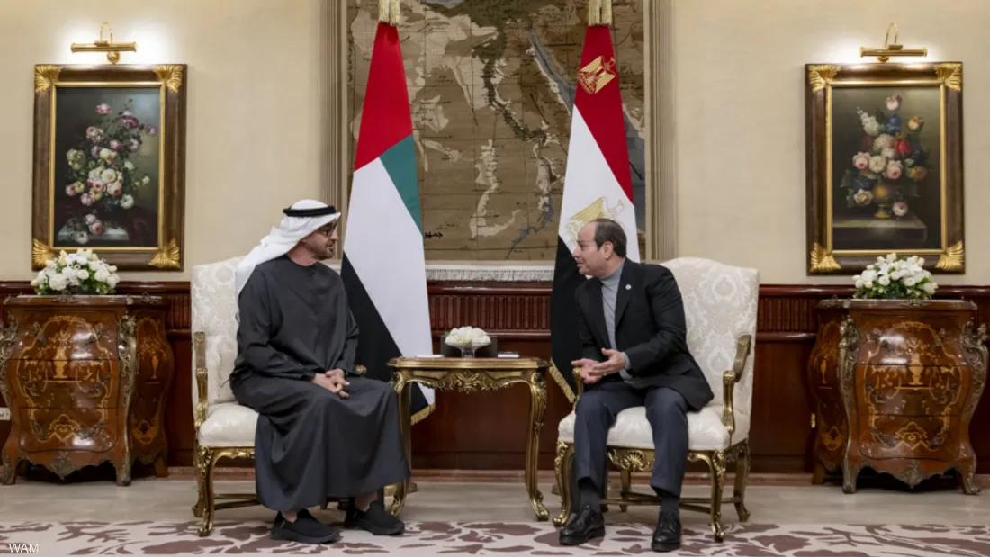 رئيس دولة الإمارات والرئيس المصري يبحثان تعزيز العلاقات