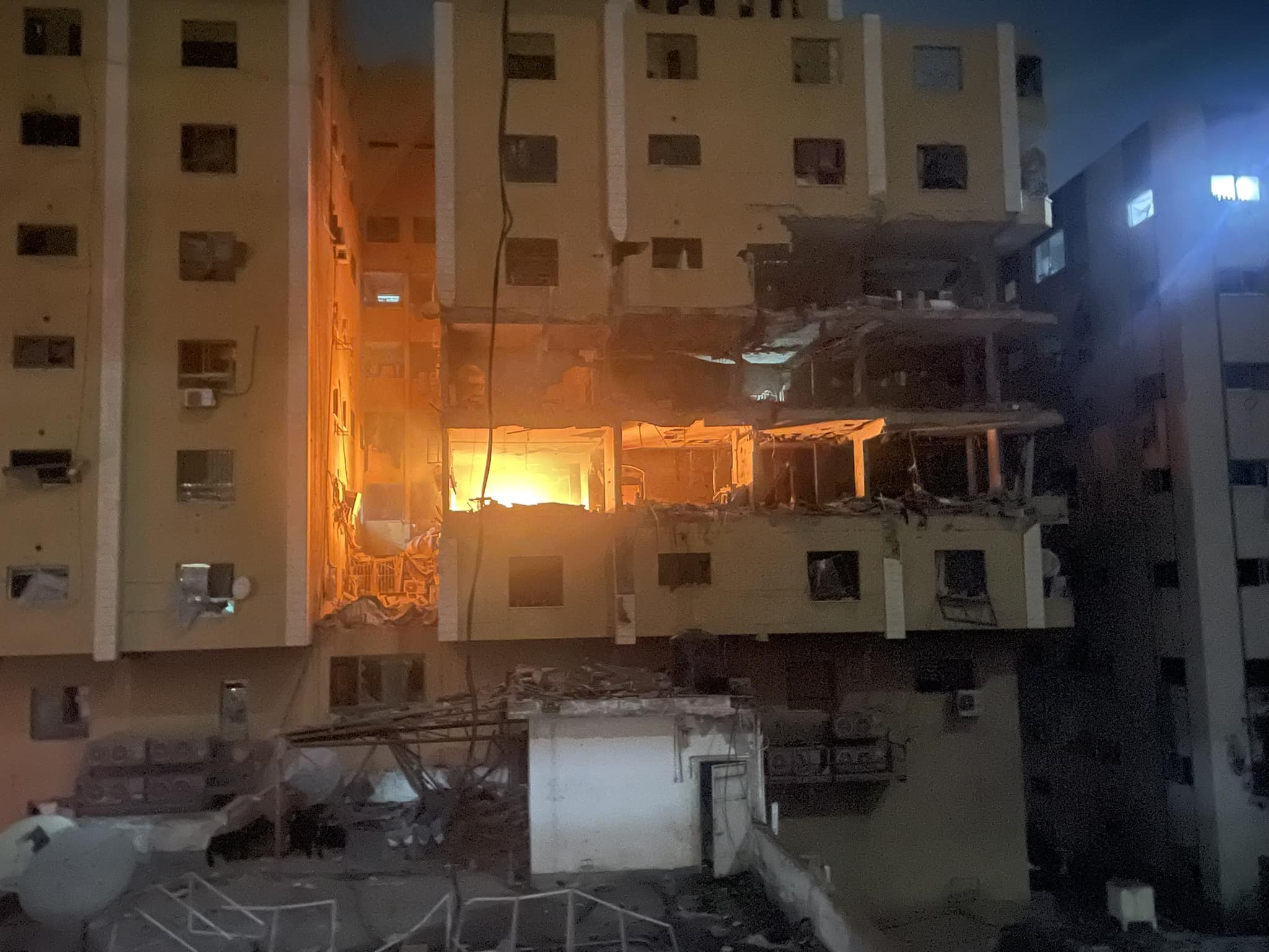 "هآرتس": إسرائيل تستهدف القيادة المدنية لـ"حماس" لإضعاف سيطرتها على غزة
