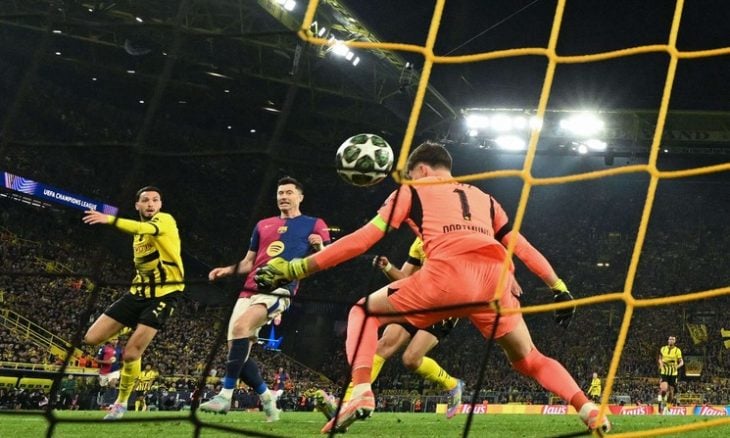 برشلونة يبلغ قبل نهائي دوري الأبطال رغم خسارته أمام دورتموند