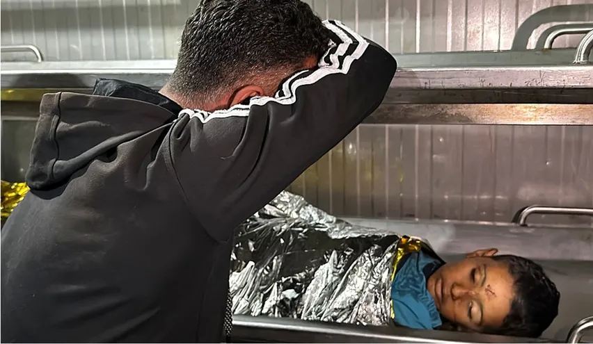 شهداء وجرحى في قصف الاحتلال خيام ومنازل المواطنين بقطاع غزة