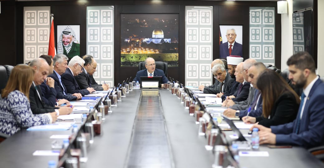 مصطفى: المرحلة الحرجة التي يمر بها شعبنا تتطلب جهودا مخلصة من الجميع