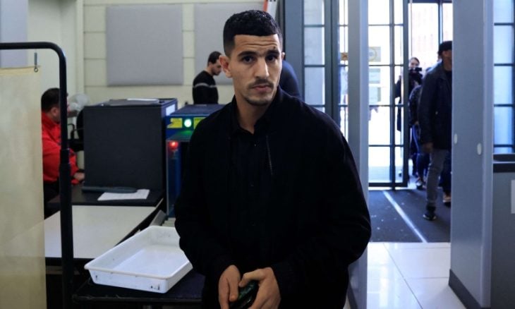 القضاء الفرنسي يصر على سجن اللاعب الجزائري يوسف عطال بسبب منشوره التضامني مع فلسطين