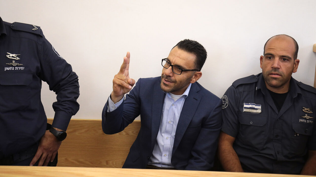 الاحتلال يُرجئ محاكمة محافظ القدس إلى أيلول المقبل