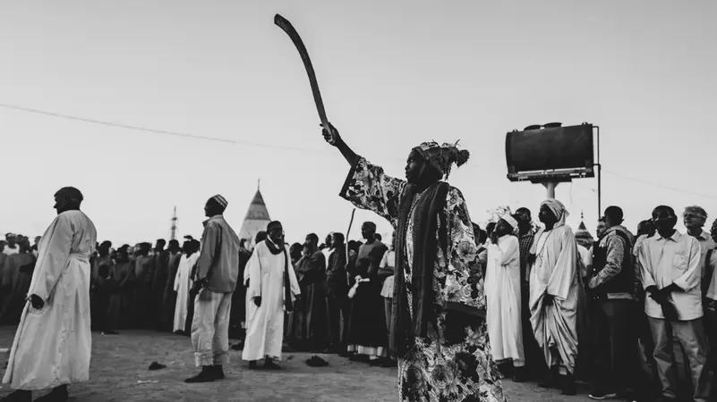 عمرها نصف قرن.. أغنية تتصدر الترند بالسودان وتشعل التواصل