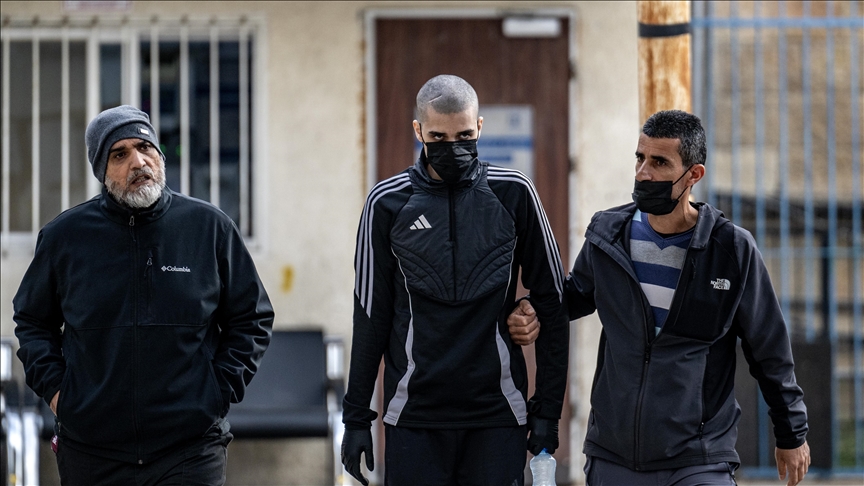 أحمد مناصرة.. دخل غياهب السجون طفلاً وخرج شاباً