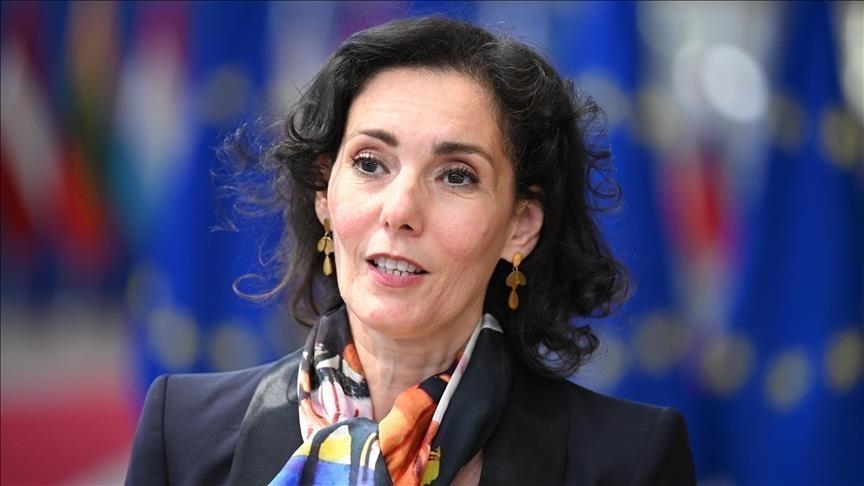 مسؤولة أوروبية: الطعام يتعفن على أبواب غزة جراء المنع الإسرائيلي