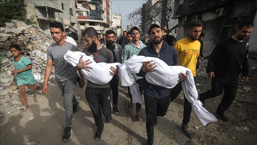 معا في الولادة والرحيل.. قصف إسرائيلي بغزة يختطف الطفلتين صبا وسنا