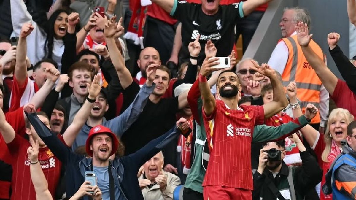 ليفربول بطلا للبريميرليج باكتساح توتنهام