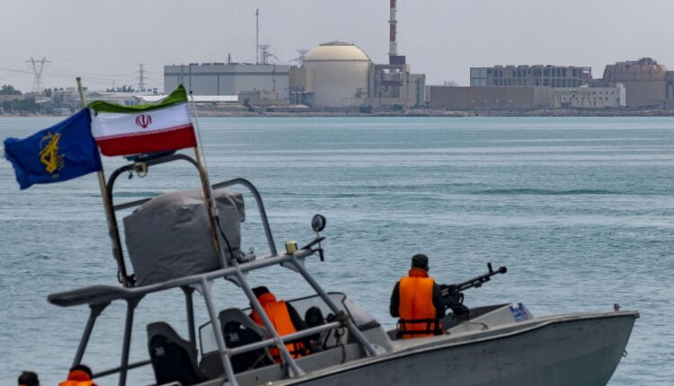 ايران ومحطات نووية