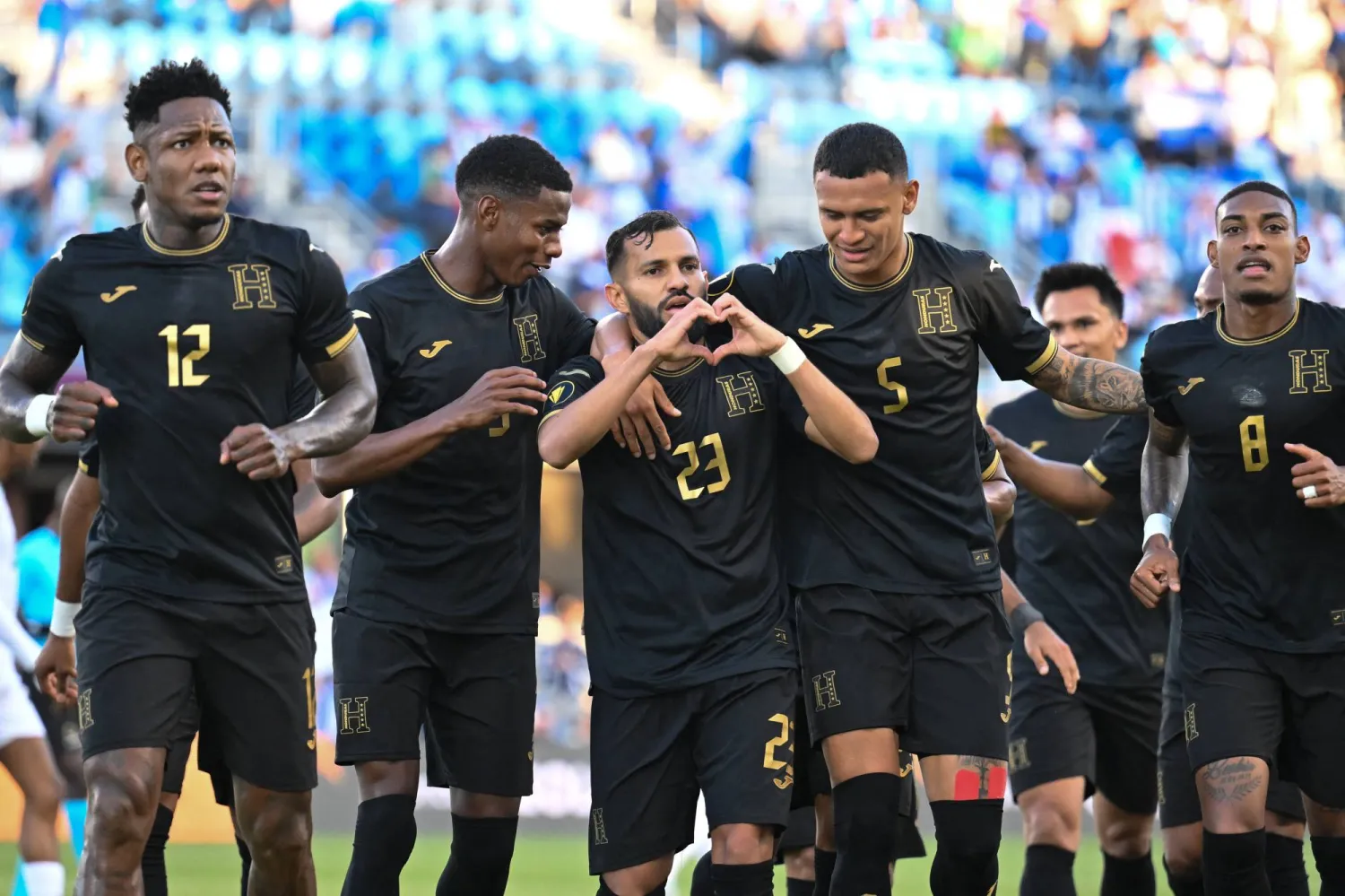 الكأس الذهبية: هندوراس تتأهل وكندا تحسم الصدارة