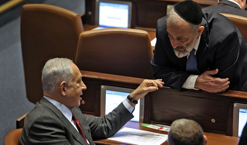 أزمة قانون التجنيد: ائتلاف نتنياهو يناور لتأجيل التصويت على حل الكنيست