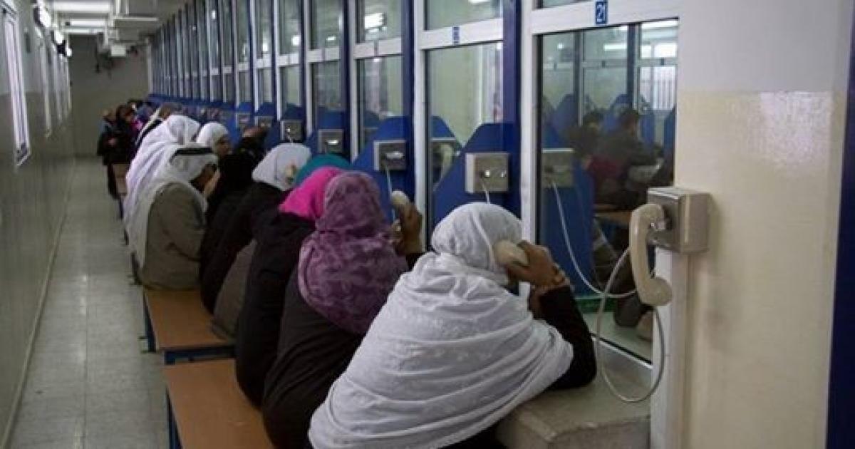 استئناف زيارات الأسرى في سجون الاحتلال