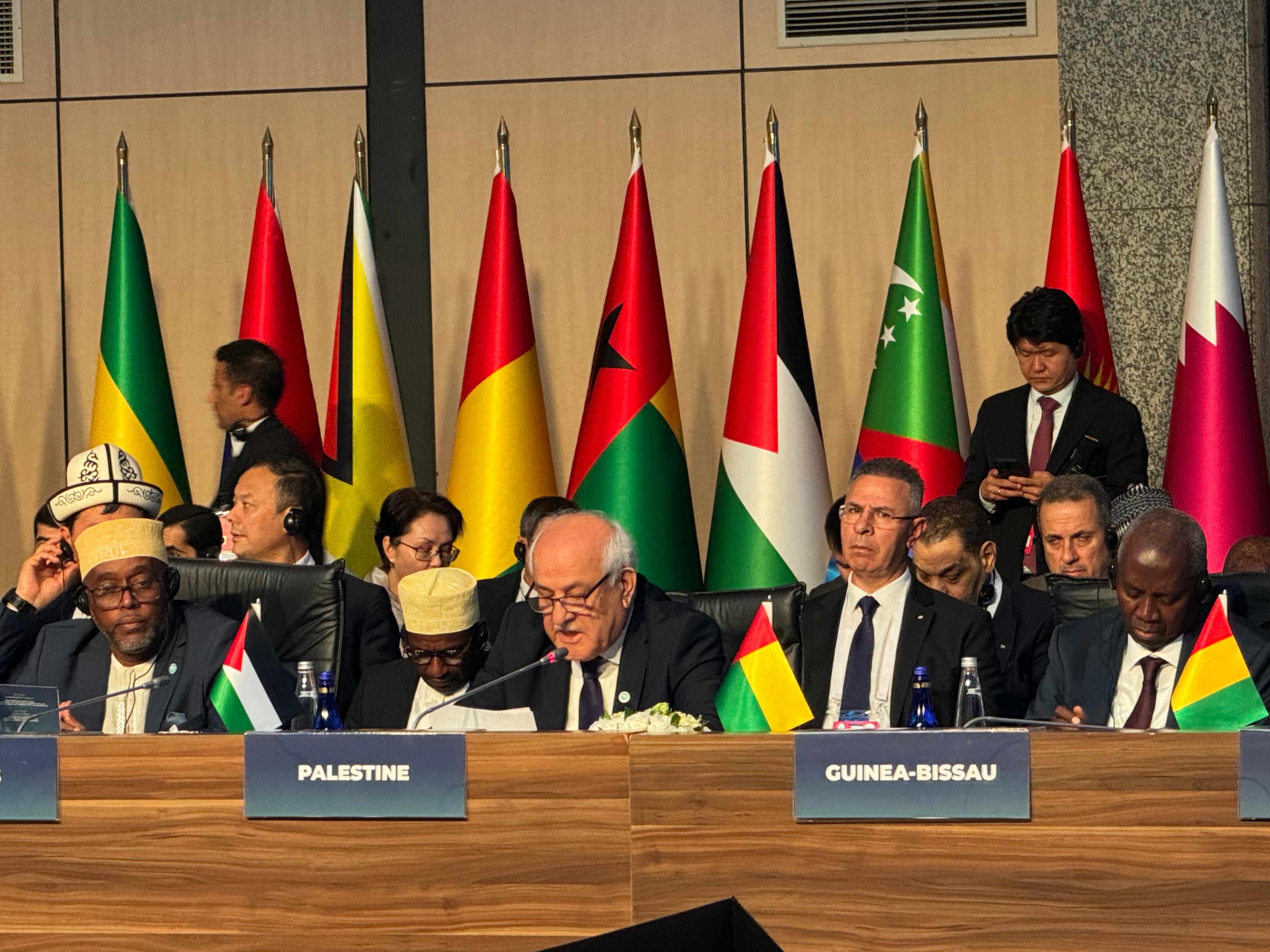 منصور يدعو إلى توحيد الجهود لإنهاء الاحتلال ووقف العدوان على شعبنا