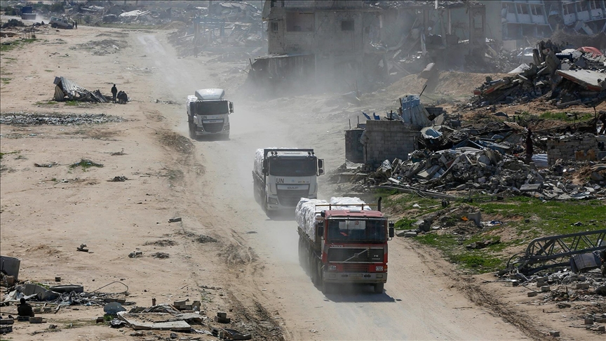 "قطرة في محيط".. إدخال أول شحنة طبية إلى غزة منذ مارس