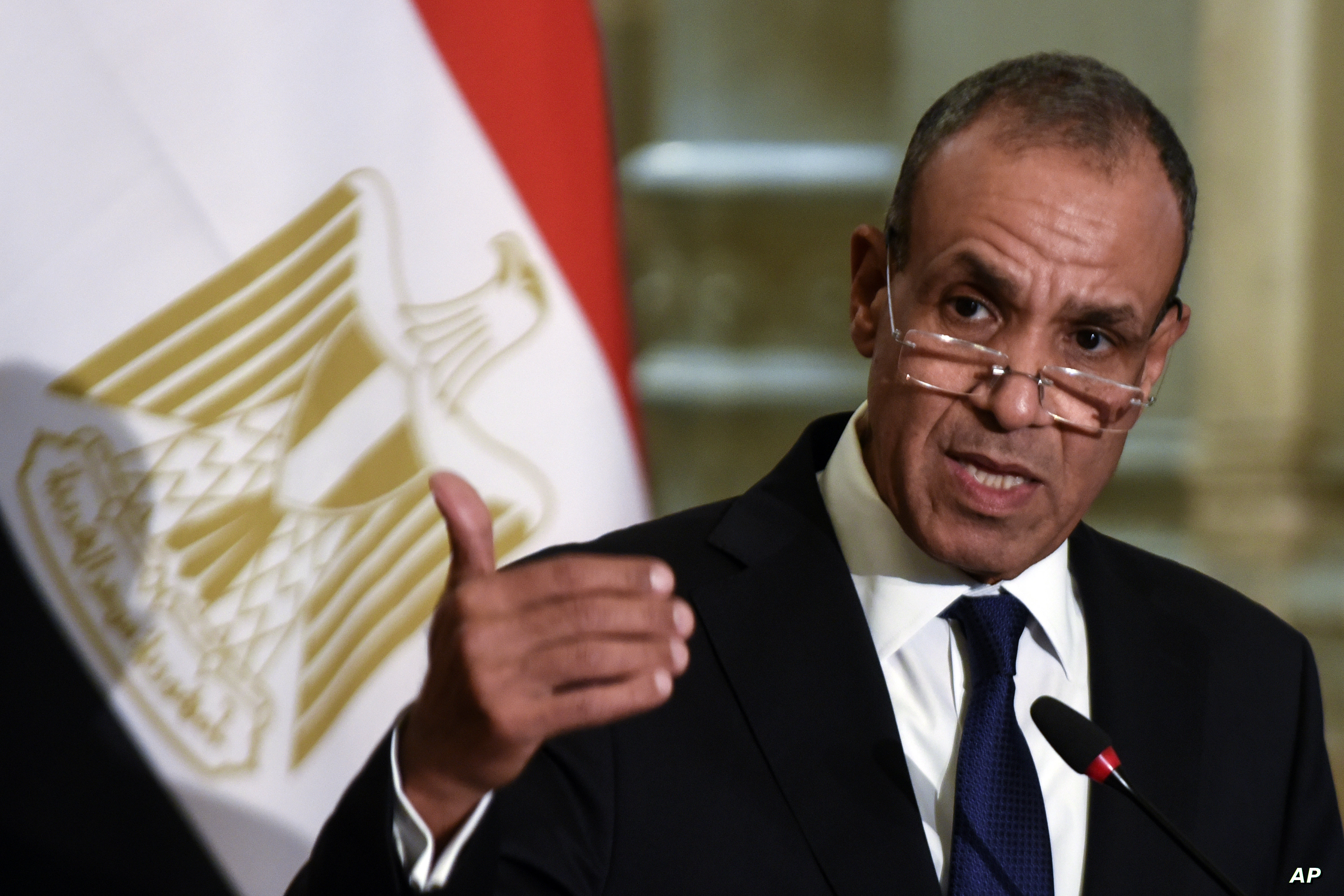 اتصالات مصرية لخفض التصعيد العسكري بين إيران وإسرائيل