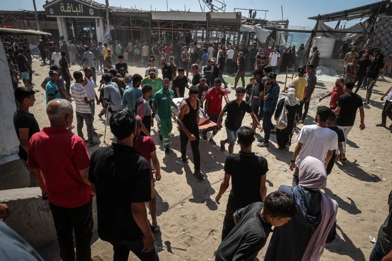 الحرب على غزة: 85 شهيدًا في غزة بينهم 30 بمجزرة "الباقة"