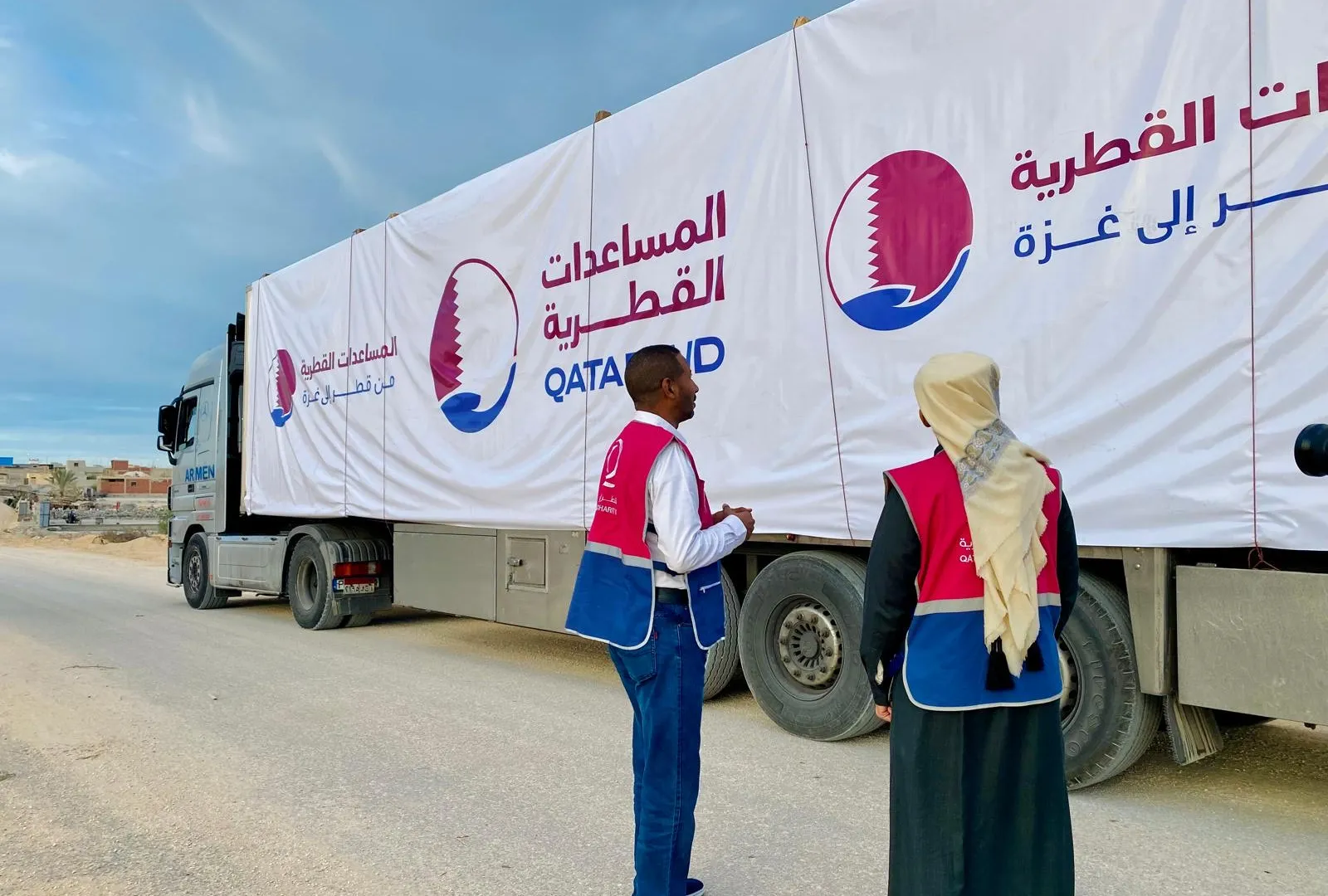 قطر: مستمرون في الضغط للفصل بين المفاوضات ودخول المساعدات إلى غزة
