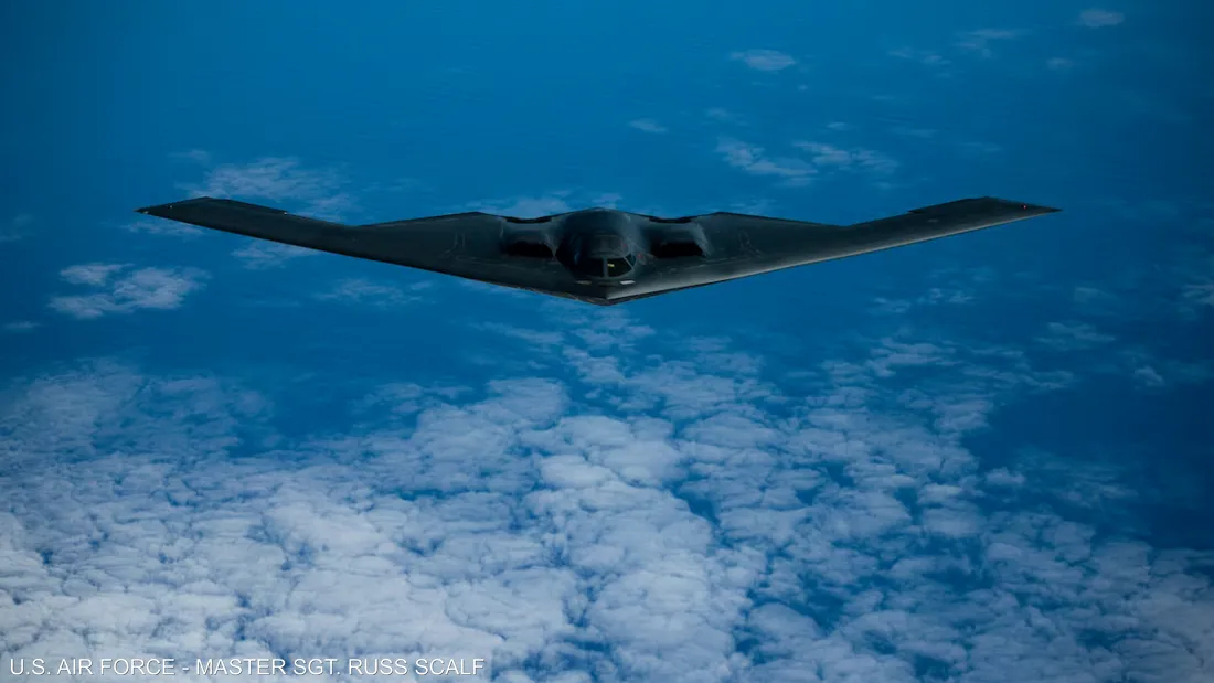 خطوة غير مسبوقة.. واشنطن تدرس تسليح إسرائيل بـ"قاذفات الشبح"