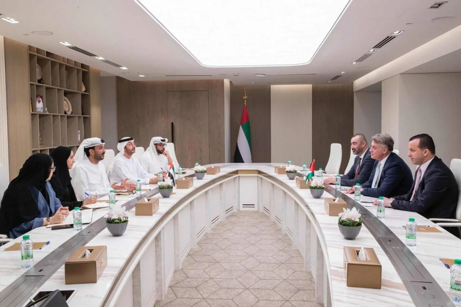 اتفاق إماراتي فلسطيني للتعاون في مواجهة غسل الأموال وتطوير الأنظمة الرقابية