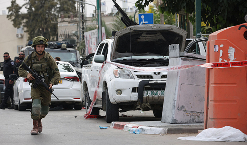 تحقيق بهجوم 7 أكتوبر على "أوفاكيم": إخفاق للجيش ومعارك أسفرت عن مقتل 25 إسرائيليا