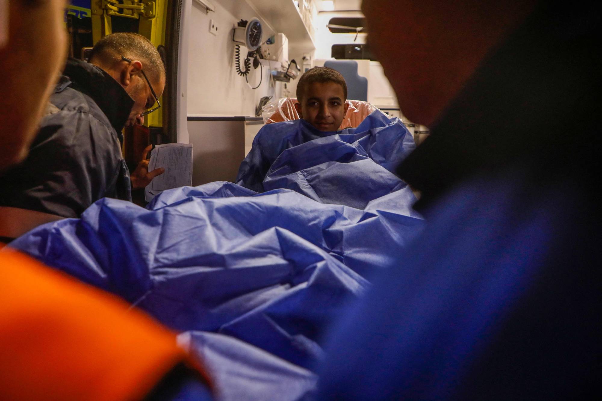 ستارمر يعلن تسريع إجلاء الحالات الطبية العاجلة من غزة إلى بريطانيا