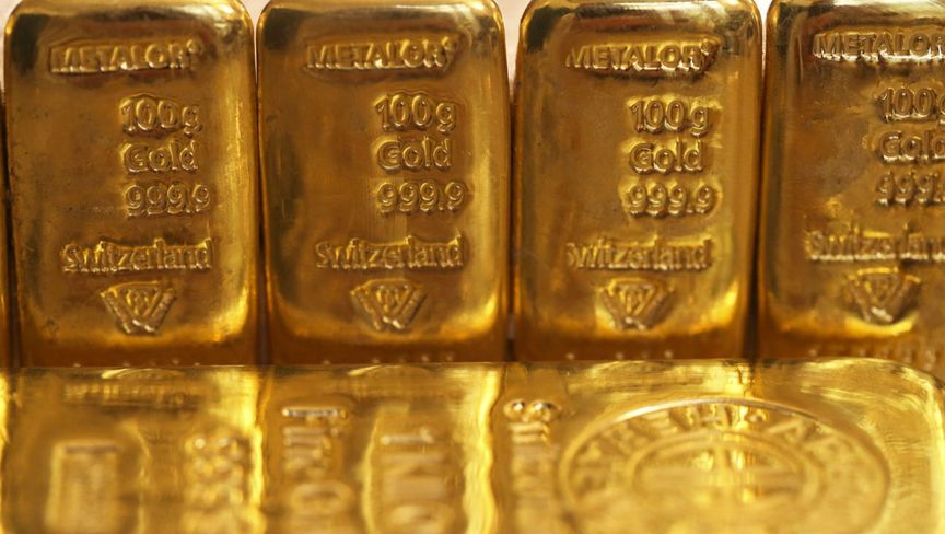 الذهب يرتفع والأنظار على قانون الضرائب الأميركي ومحادثات التجارة