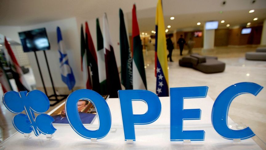 بلومبرغ: إنتاج أوبك يرتفع والسعودية تعزز صادراتها النفطية