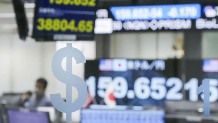 الأسواق تخشى سطوة ترامب على الفيدرالي وتهديد الدولار