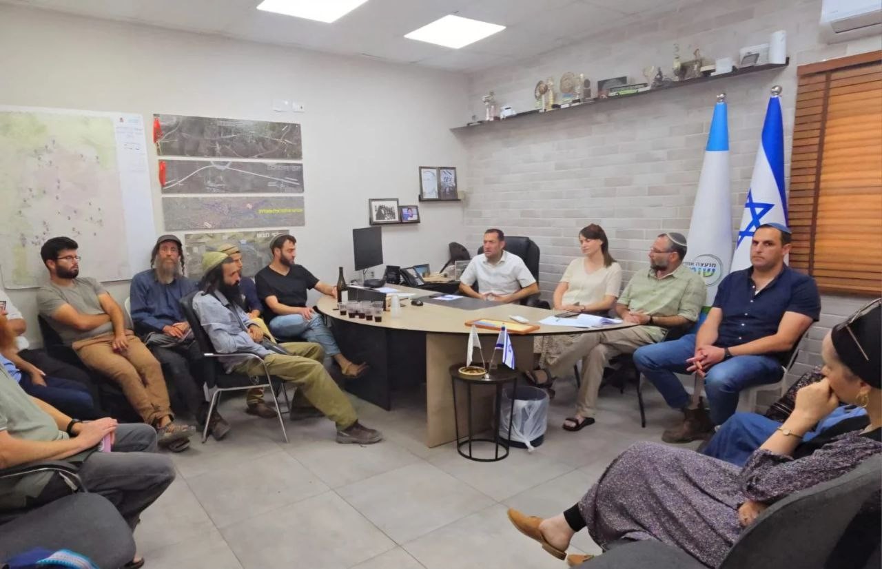 الضفة.. اجتماع تحضيري للعودة إلى مستوطنة إسرائيلية أُخليت قبل 20 عاما