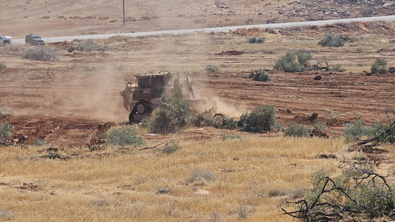 مخلّفًا دمارًا هائلًا.. الجيش الإسرائيلي ينسحب من قرية المغير بالضفة