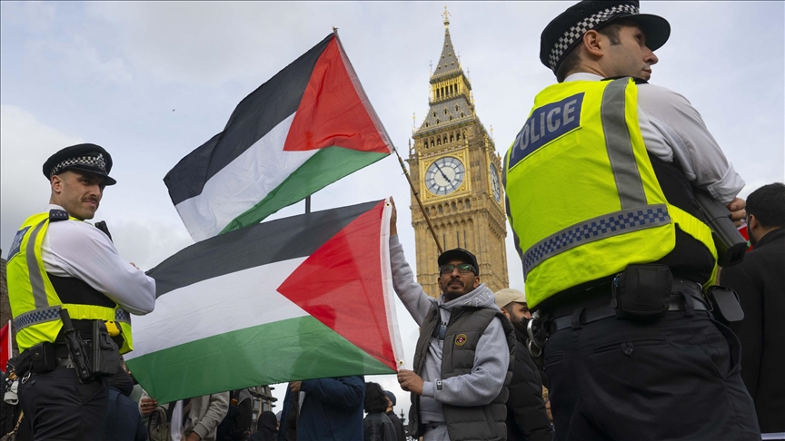 الشرطة البريطانية تعلن توقيف 521 شخصا من داعمي "فلسطين أكشن"